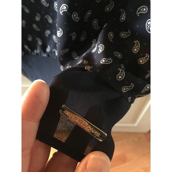 Michael kors blouse with sheer underneath size medium - Picture 2 of 4